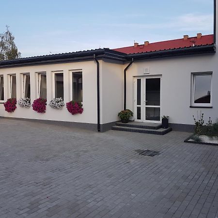 Arkadia Hostel Млава Екстер'єр фото